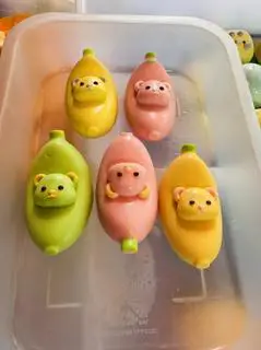 Hình ảnh Khúc Bạch Hình Chuối Gấu sốt tan chảy