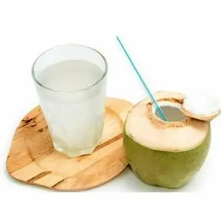 Hình ảnh Nước dừa ly lớn