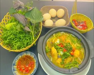 Hình ảnh Bánh canh cá lóc (hấp + chiên)