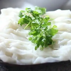 Hình ảnh Bánh Cuốn Chay Chả Nướng