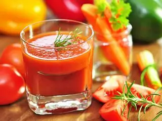 Hình ảnh Sinh tố Cà rôt mix Cà chua 