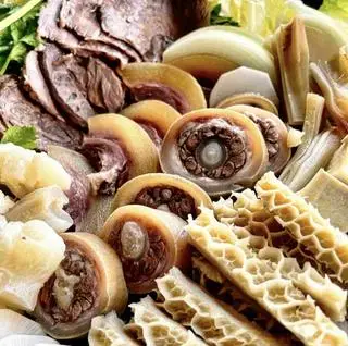 Hình ảnh Lẩu thập cẩm siêu lớn