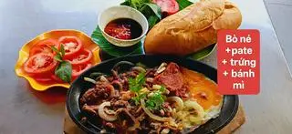Hình ảnh Bò né - trứng - pate - bánh mì