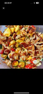 Hình ảnh Mix thập cẩm chân gà tai heo trứng non gân bò