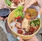 Hình ảnh Bánh hỏi heo quay