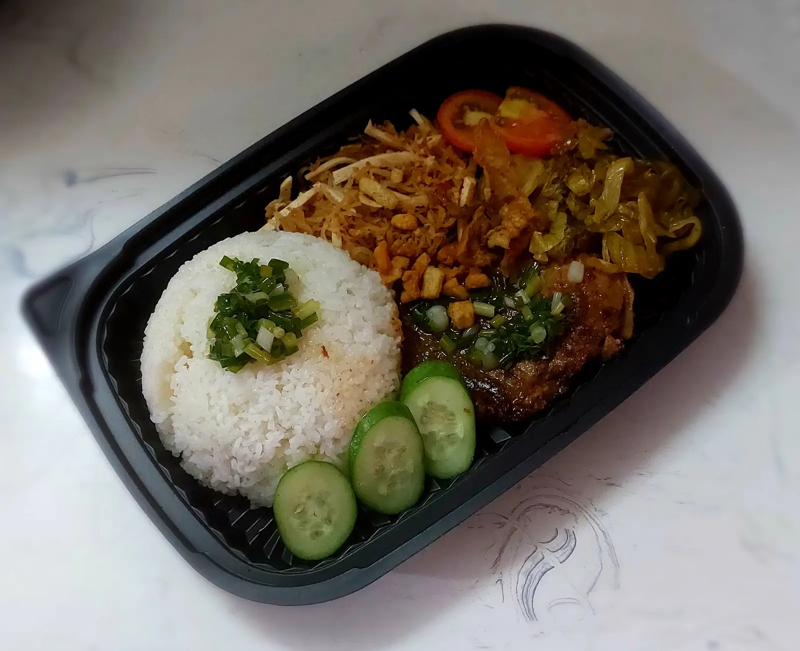 Hình ảnh Cơm tấm sườn bì