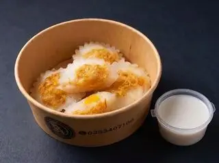Hình ảnh Bánh bò chà bông trứng muối