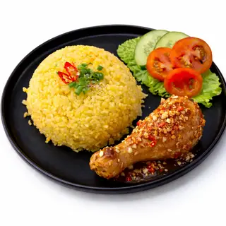 Hình ảnh Cơm Chiên Đùi Tỏi Sốt Nước Mắm Tỏi