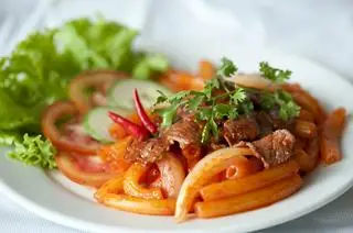 Hình ảnh Nui Xào Bò