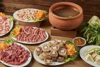 Hình ảnh Lẩu đuôi bò 