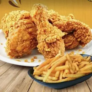 Hình ảnh Combo 3 đùi gà chiên sốt ngọt cay - khoai tây chiên - coca