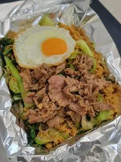 Hình ảnh mì xào bò trứng