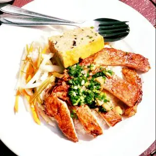 Hình ảnh Cơm Sườn Chả