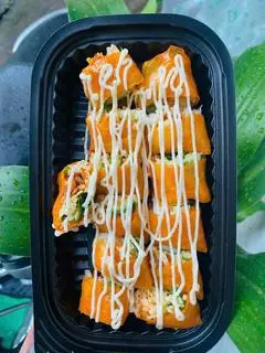Hình ảnh Cuốn đỏ mayo