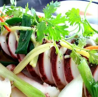 Hình ảnh MỰC ỐNG HẤP HÀNH GỪNG 