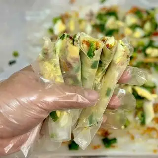 Hình ảnh Cuốn mỡ hành