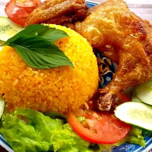 Hình ảnh Cơm gà xối mỡ - góc 4 