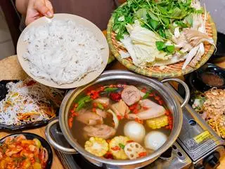 Hình ảnh Lẩu gà ớt hiểm - Size nhỏ