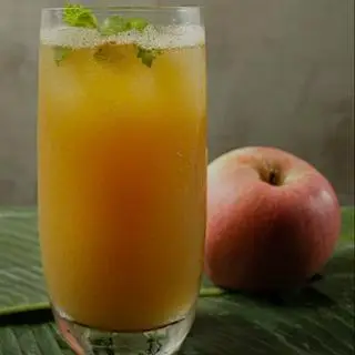 Hình ảnh Nước ép táo (700ml)