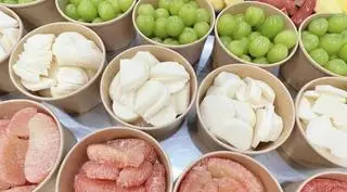 Hình ảnh Nho - củ đậu - muối tôm