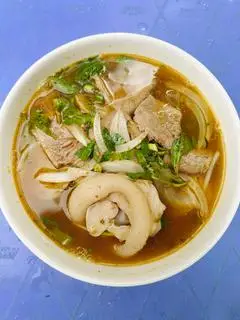 Hình ảnh Bún bò Huế đặc biệt