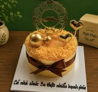 Hình ảnh Bông lan trứng muối sinh nhật(11)