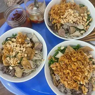 Hình ảnh Miến trộn Lớn đầy đủ
