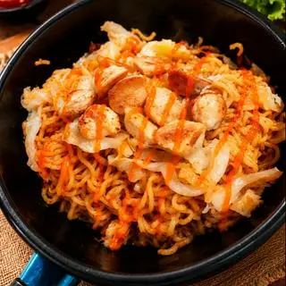 Hình ảnh Mì trộn cá viên 