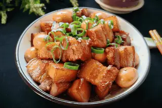 Hình ảnh Thịt kho trứng