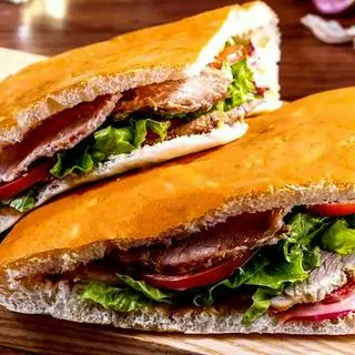 Hình ảnh Mua 1 bánh mì tặng 1 cốc Trà Chanh 