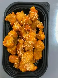 Hình ảnh Combo 1 Gà viên sốt + 1 Kimbap + 1 Trà chanh
