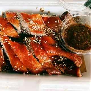 Hình ảnh Vịt quay da giòn nửa con (1/2 con)