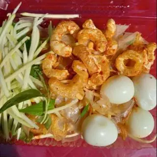 Hình ảnh Bánh Tráng Trộn Dẻo Đầy Đủ