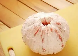Hình ảnh Bưởi Da Xanh Gọt Vỏ (1kg)/ Peeled Green Skin Pomelo