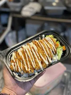Hình ảnh Cơm gà chiên xù tonkatsu