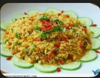 Hình ảnh cơm chiên giòn. +trứng  chiên +trứng  ốp  la