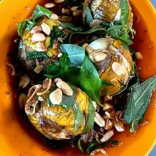 Hình ảnh Vịt lộn xào me