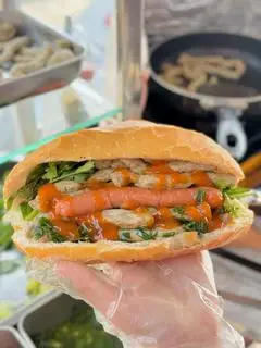 Hình ảnh Bánh Mì Chả Cá + Xúc Xích ( 2 xúc xích ) 