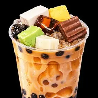 Hình ảnh Trà sữa truyền thống ly topping đặc biệt