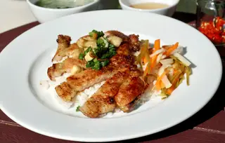 Hình ảnh Cơm Tấm Sườn