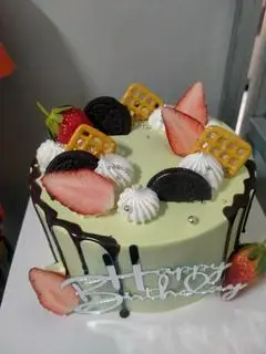 Hình ảnh Bánh kem trái cây sezi 20cm