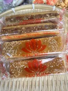 Hình ảnh Bánh Tân Xuân nhân thập cẩm