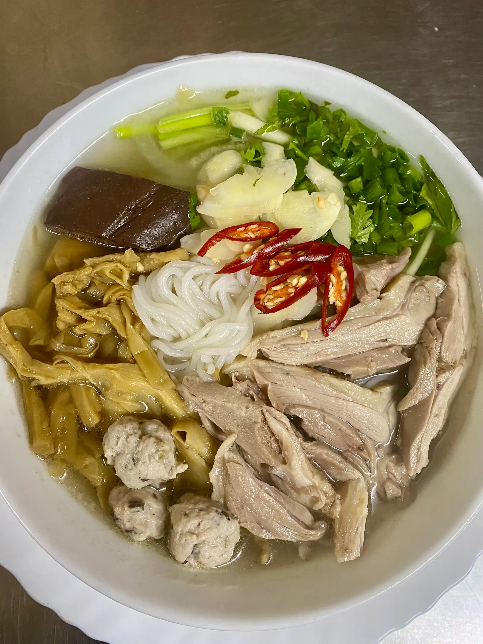 Hình ảnh Bún măng ngan