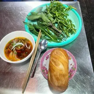 Hình ảnh bo kho bánh mì 