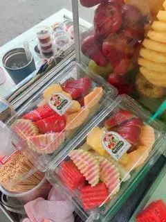 Hình ảnh Trái cây thập cẩm hộp 1kg
