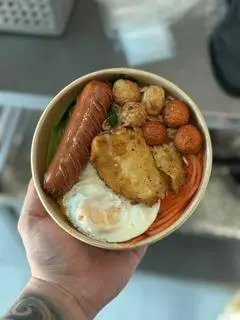 Hình ảnh Cơm trộn trứng chiên - cá viên - tôm viên