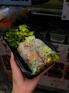 Hình ảnh Bánh tráng mè nhúng - cuốn
