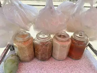 Hình ảnh Bánh tráng tỏi ớt