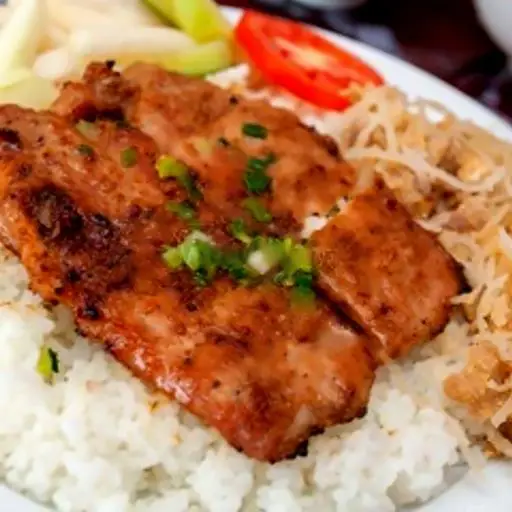 Hình ảnh Cơm Tấm Sườn Nướng