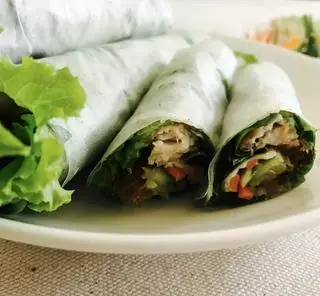 Hình ảnh Nem cuốn sẵn (2 cuốn)